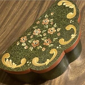 Vintage Trinket Box “Tole Shed” Wooden  Olive Green Cottage  French